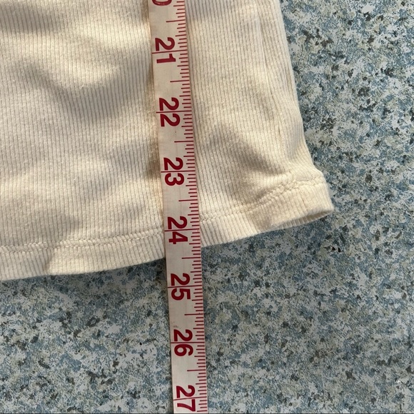 Ralph Lauren Short Sleeve Ruffle front Top - Picture 6 of 6